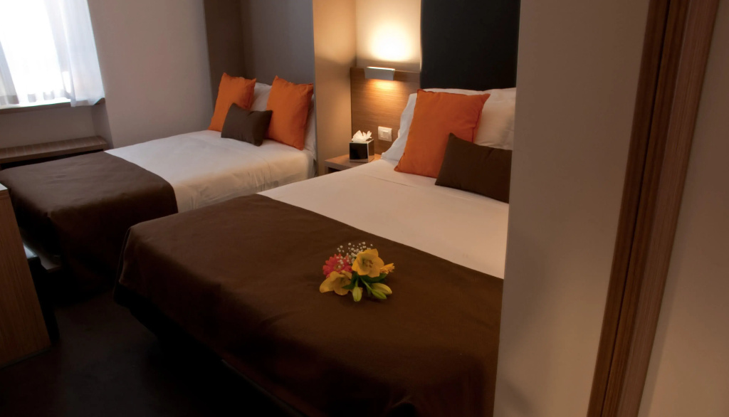 Triple room