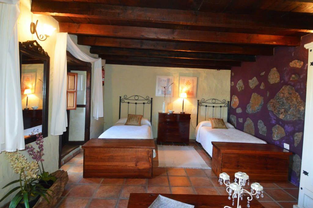 2 Bedrooms Cottage with mountain view