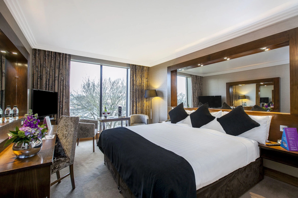 Superior Double room (full double bed)