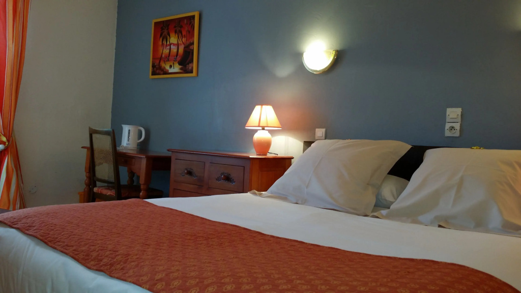 Standard Double room (full double bed)