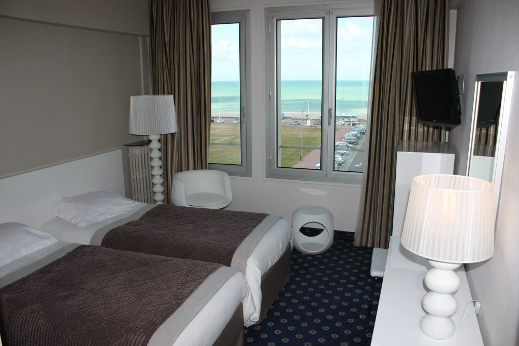 Standard Double room with sea view (twin beds)