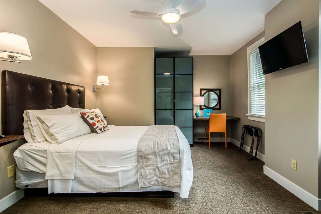Classic Double Basement room (full double bed)