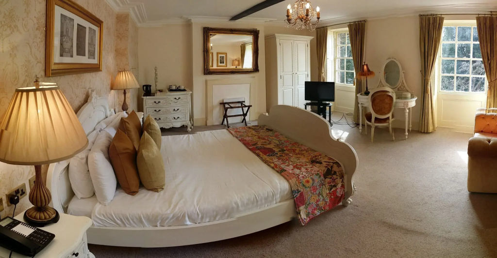 Superior room