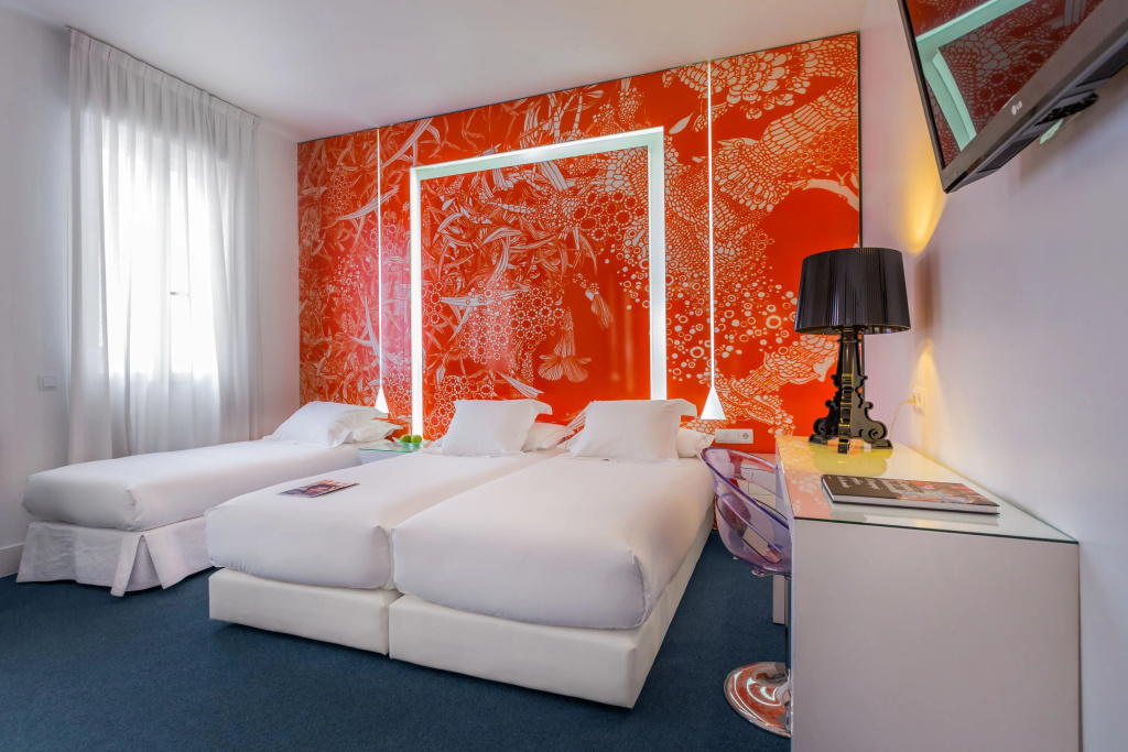 Triple room