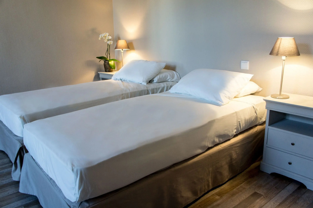 Hôtel de France - Hôtel de charme en Provence - Chambres