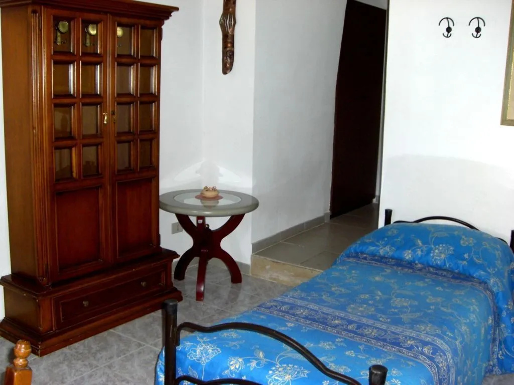 Single Apartment