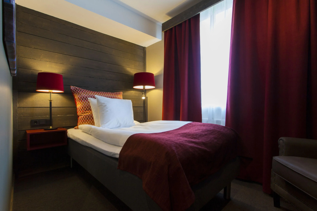 Economy room