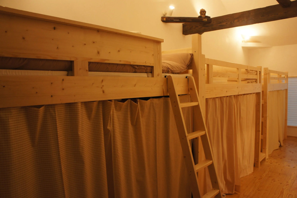 Bed in Dorm (male dorm)