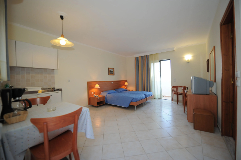 Executive Triple Studio with sea view
