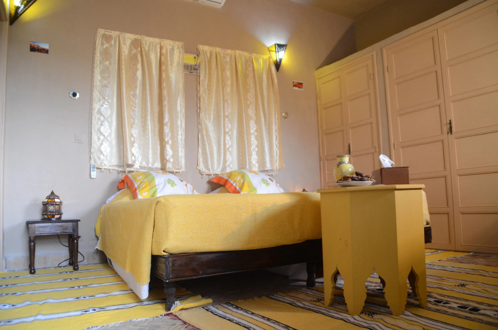 Comfort Double room with pool view (twin beds)