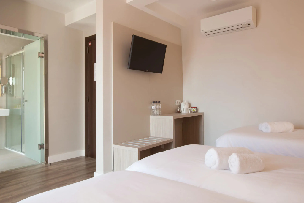 Superior Triple room