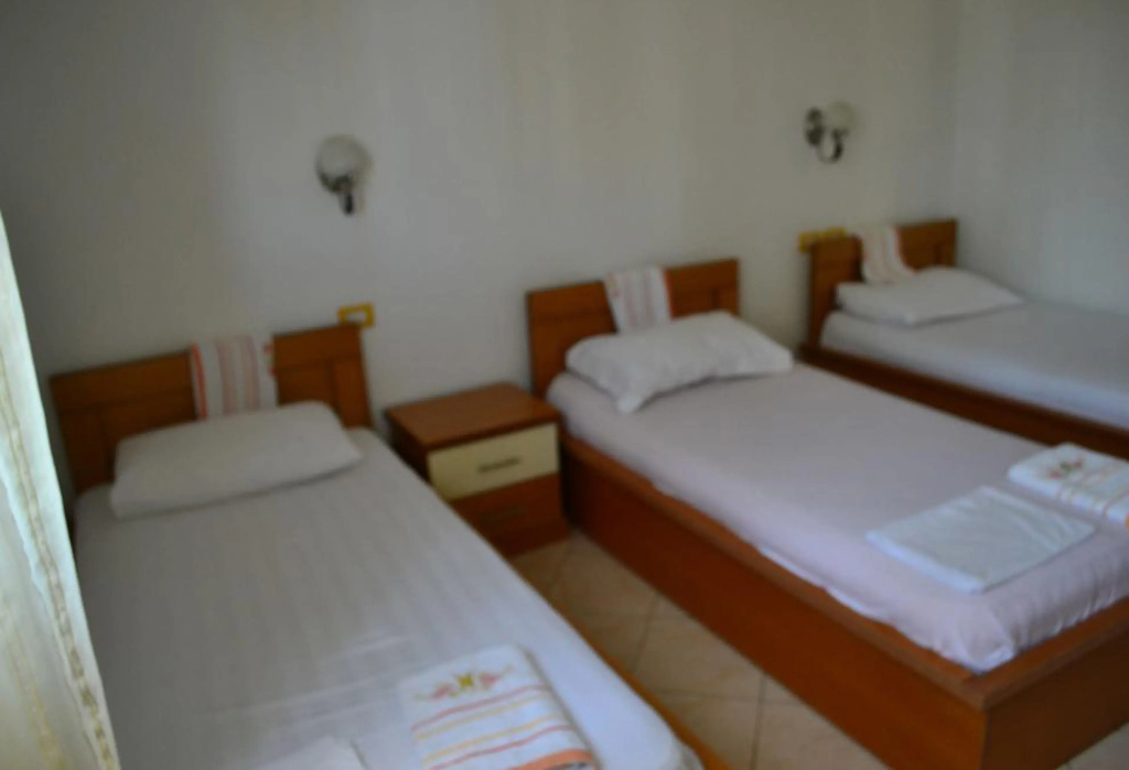 Classic Triple room