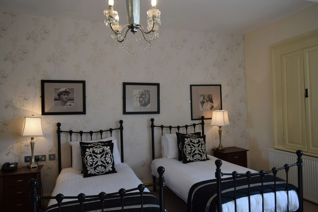 Standard Double room twin beds