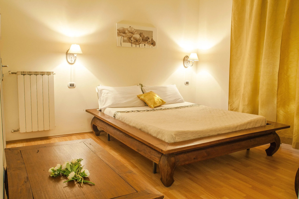 Standard Double room (full double bed)
