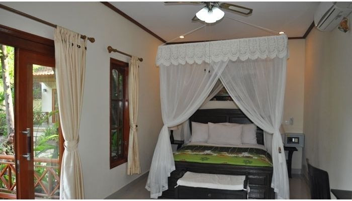 Arya Amed Beach Resort