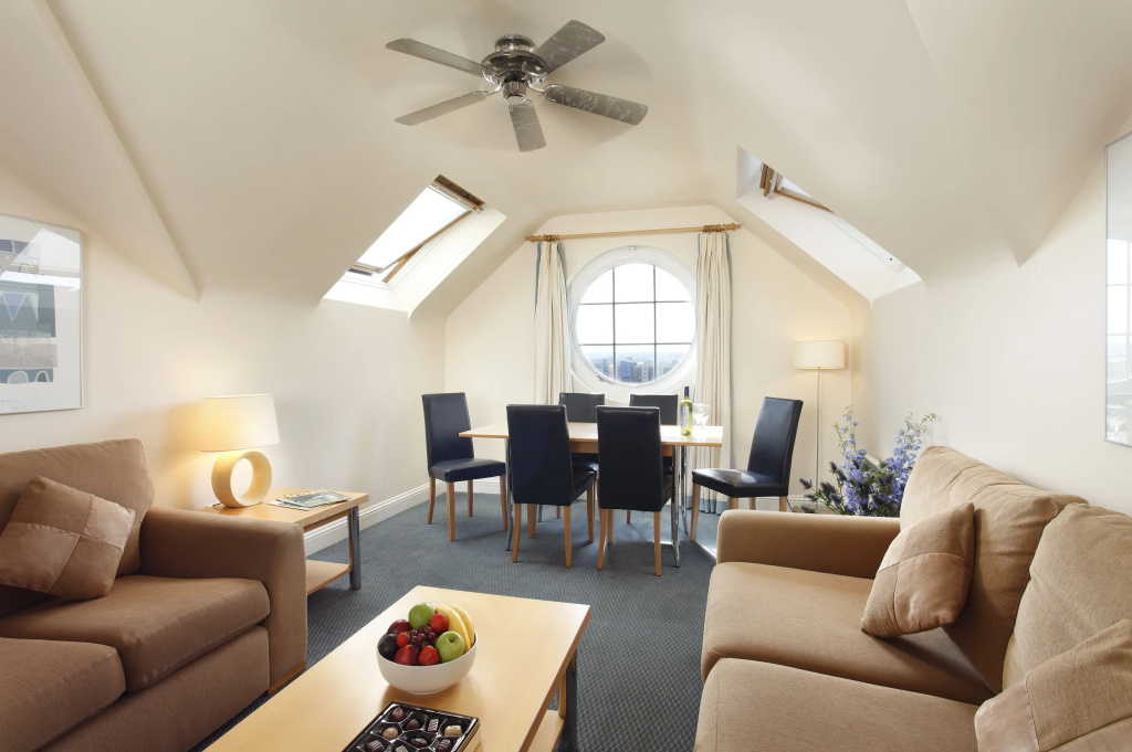 SACO Jersey Merlin House - Chambres
