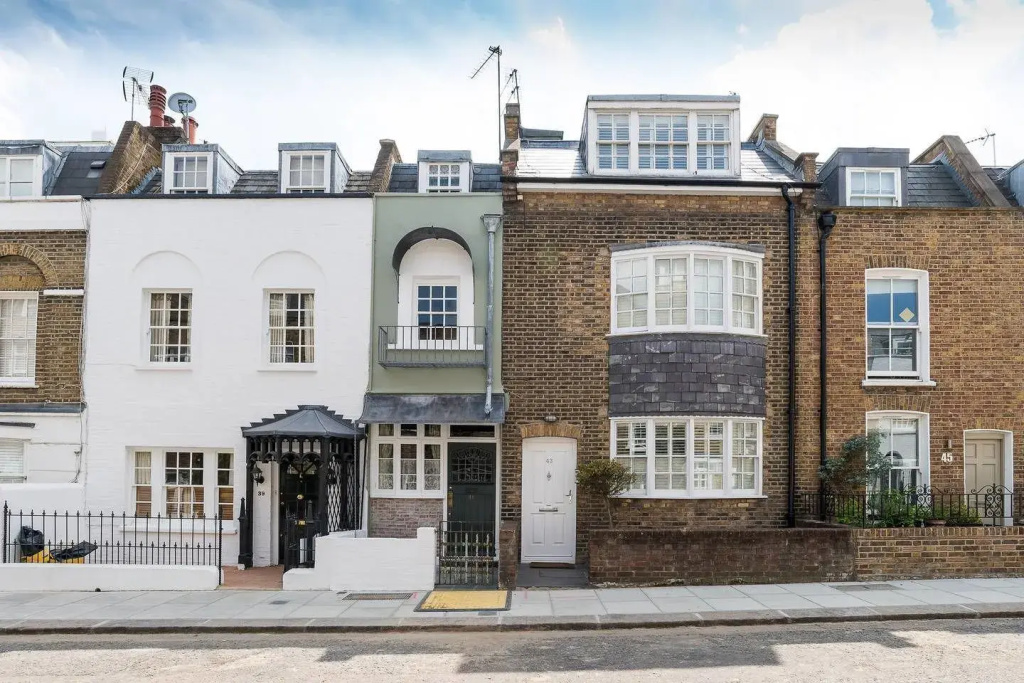 Unique & Cosy 2BR house in Notting Hill!
