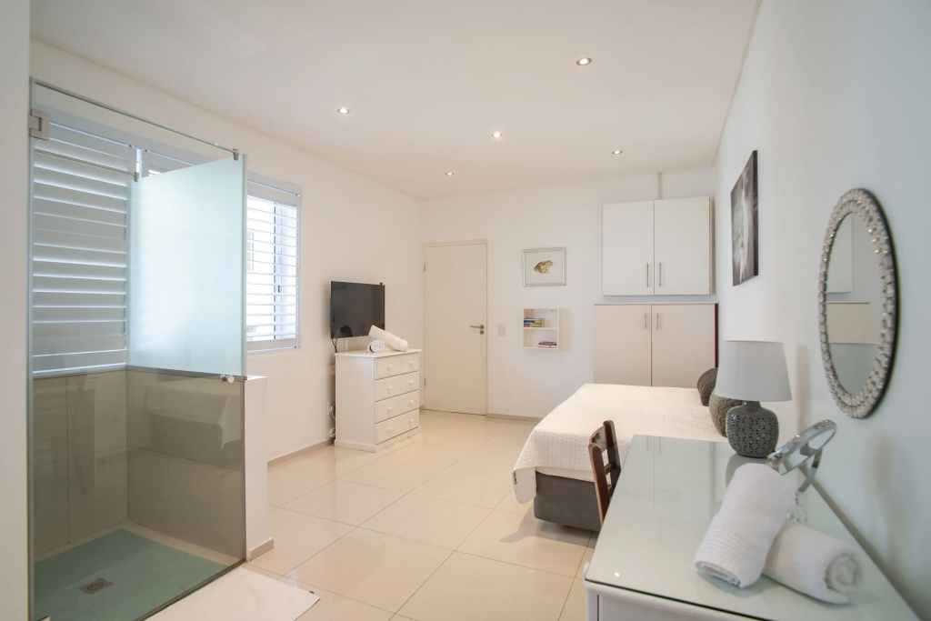 3 Bedrooms Villa