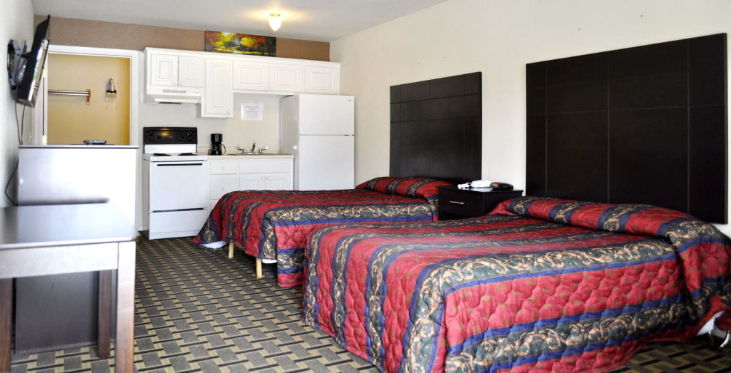 Quadruple Suite