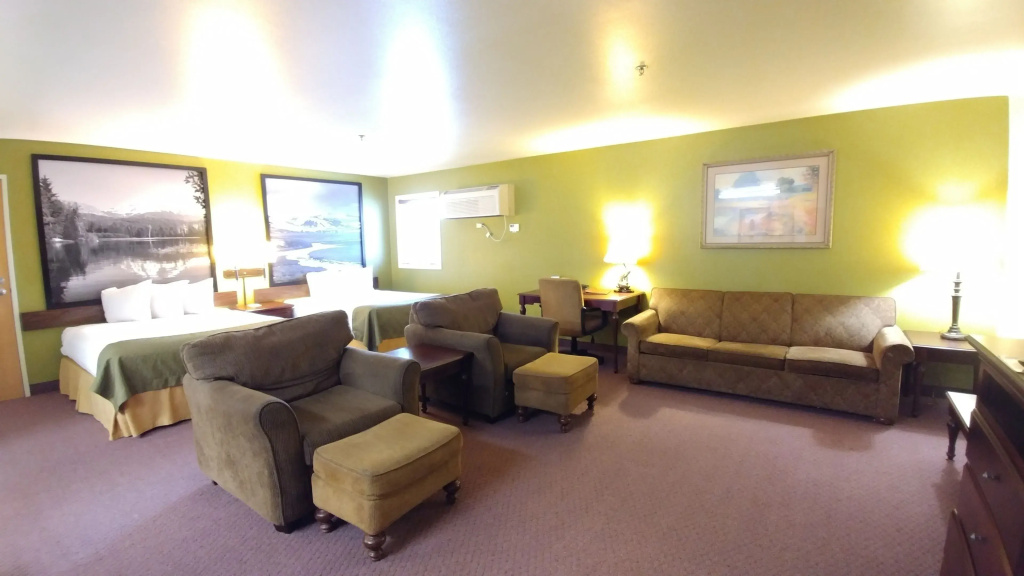 Quadruple Suite