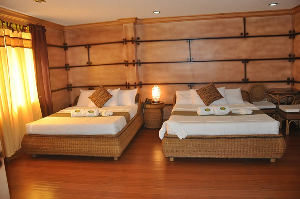 Grand room