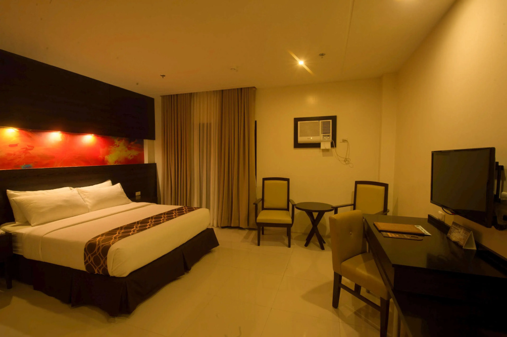 Deluxe Double room (full double bed)