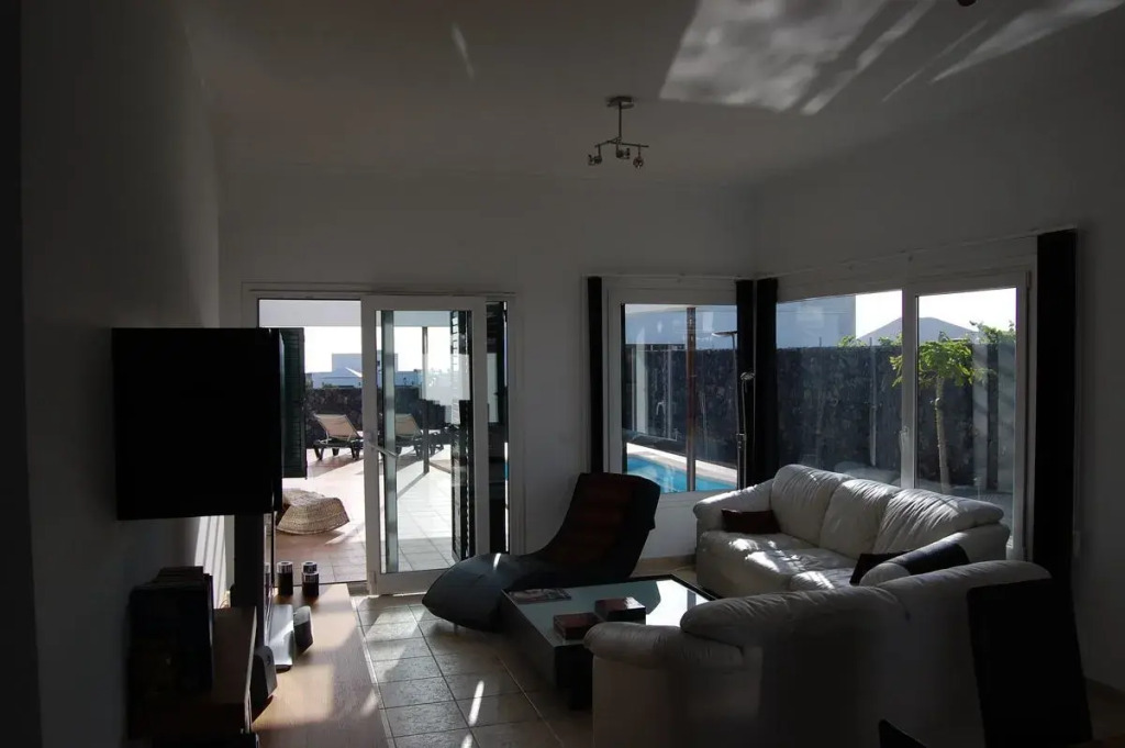 雙人床四臥區別墅