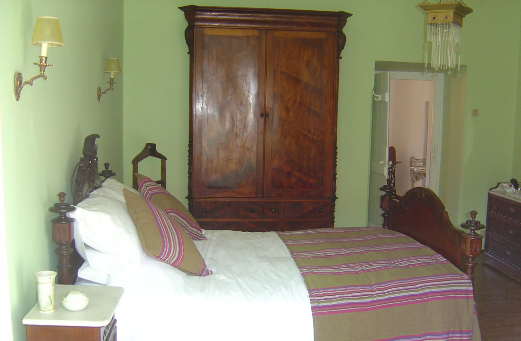 2 Bedrooms Suite