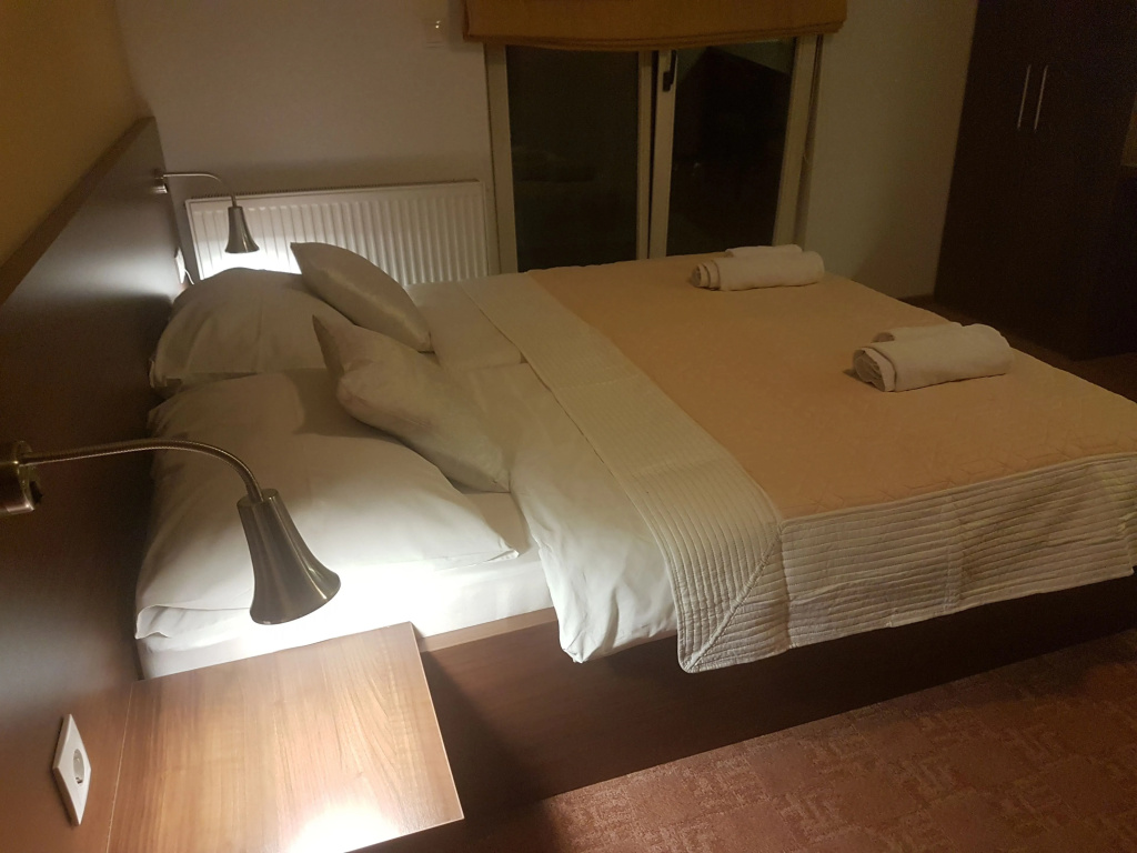 Standard Double room (full double bed)