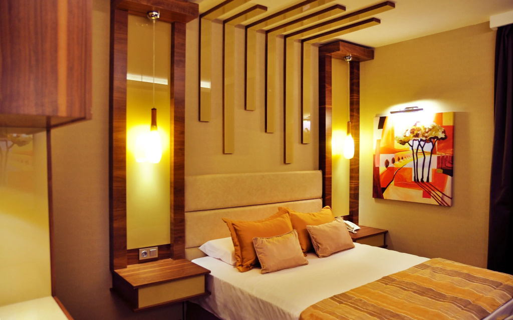 Avin Hotel — 5