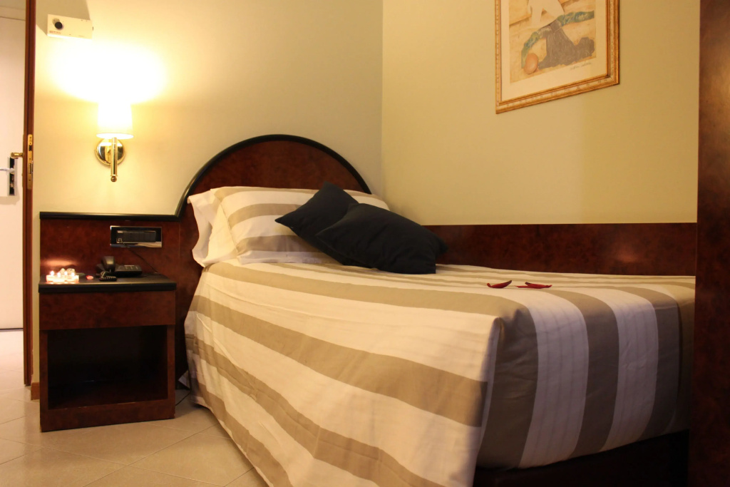 Hotel Touring - Chambres