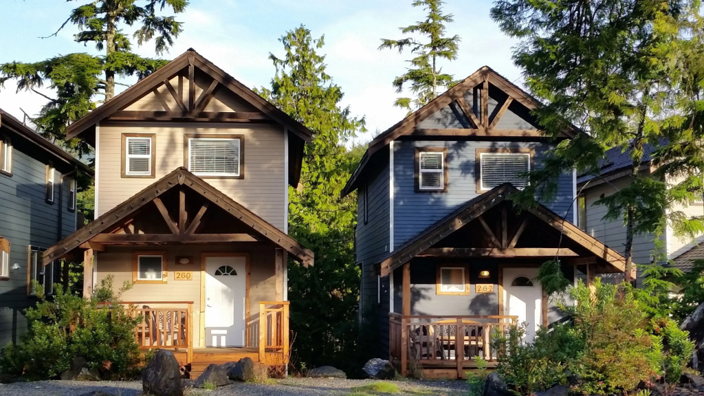 2 Bedrooms Cottage