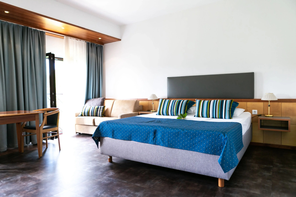 Superior room
