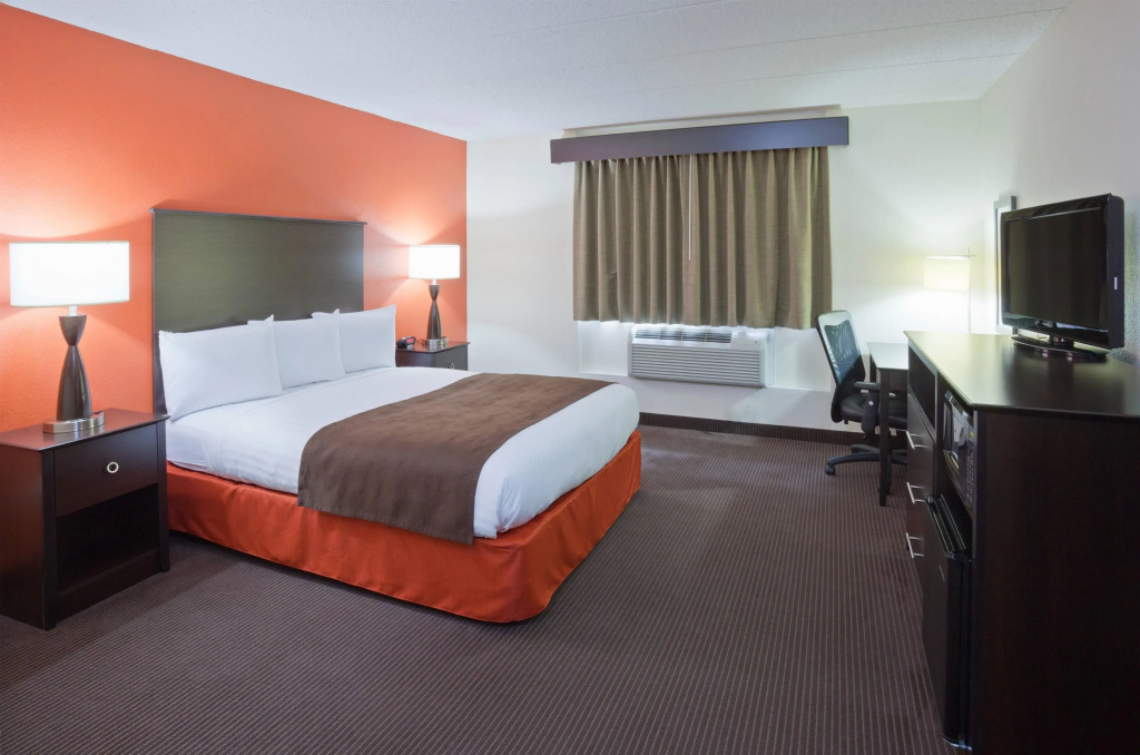 Standard Double room (full double bed)