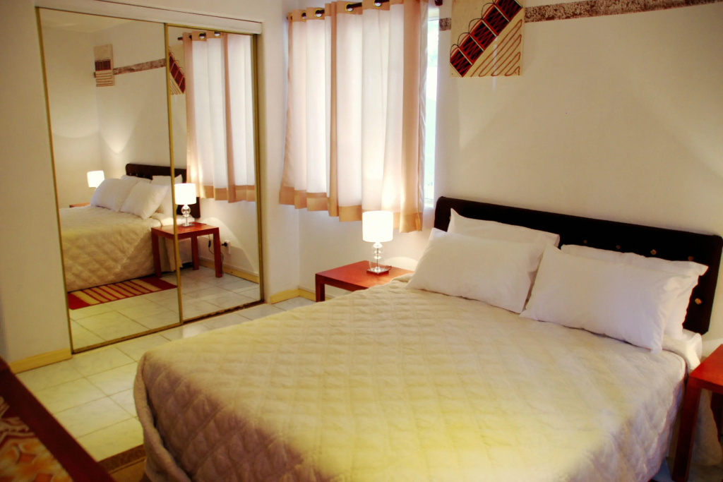 Robyanne's Lodge & Restaurant - Chambres