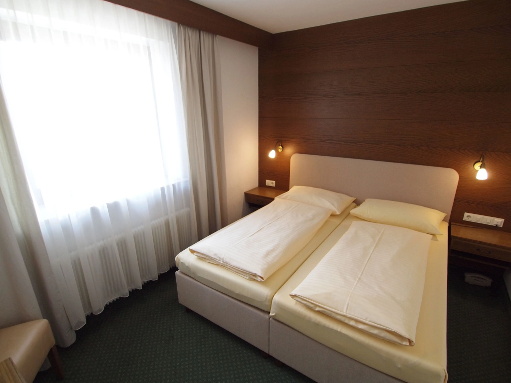 Standard Double room (full double bed)