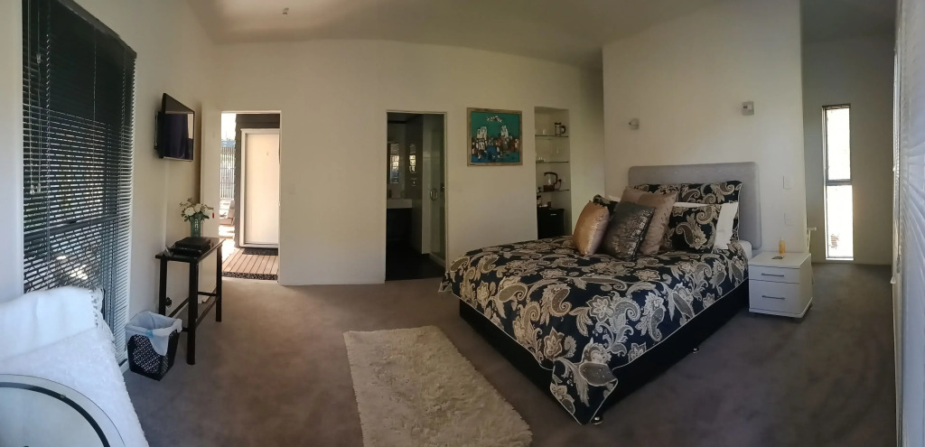 標準河景雙人房,配有雙人床