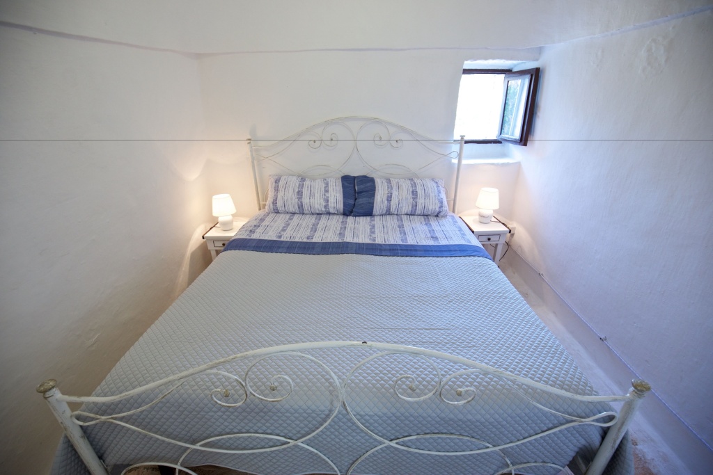 2 Bedrooms Cottage