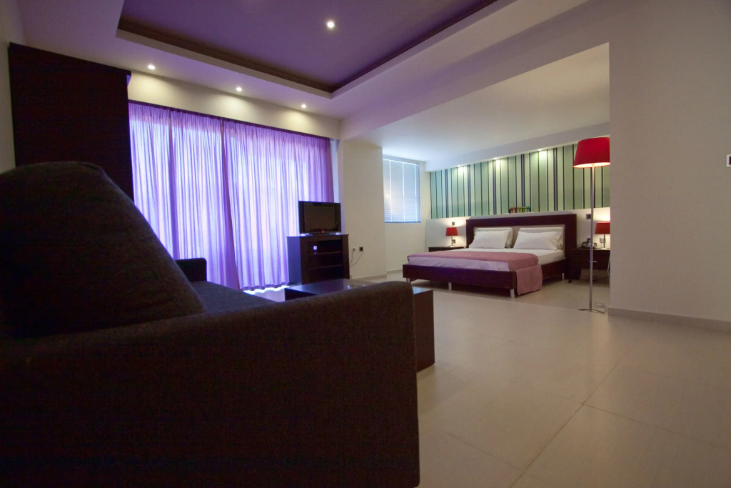 Standard Family room