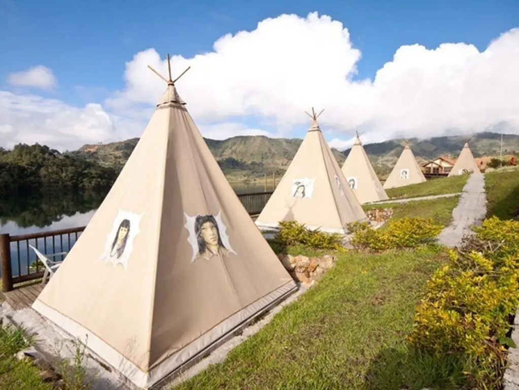 Tent (full double bed)