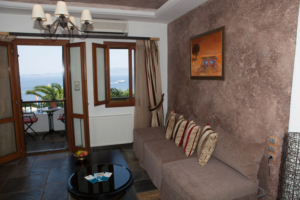 Luxury Suite