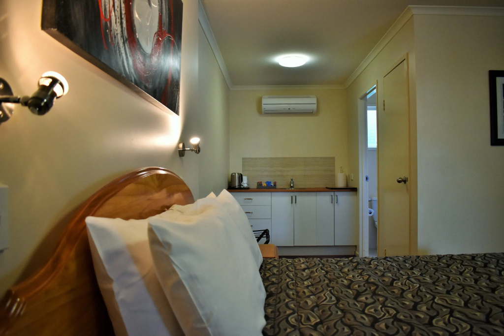 Superior Double room (full double bed)
