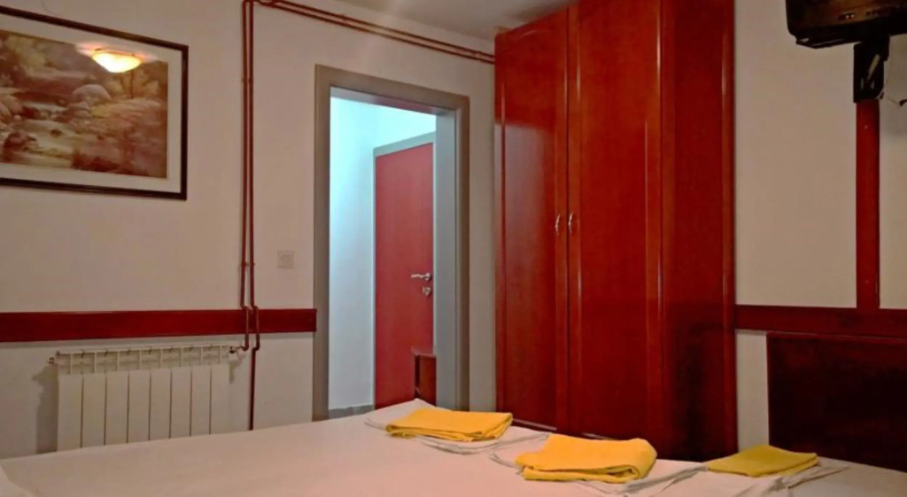 1 Bedroom Standard Double room with balcony (full double bed)