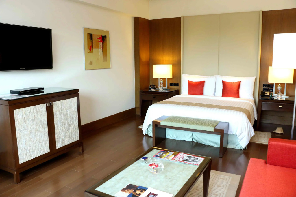 Deluxe Suite