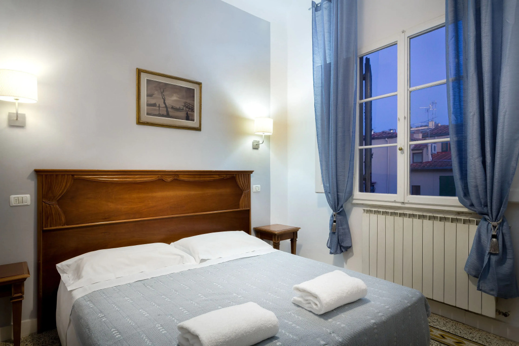 Economy room