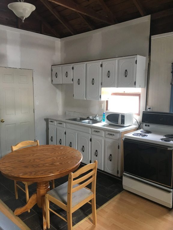 3 Bedrooms Cottage