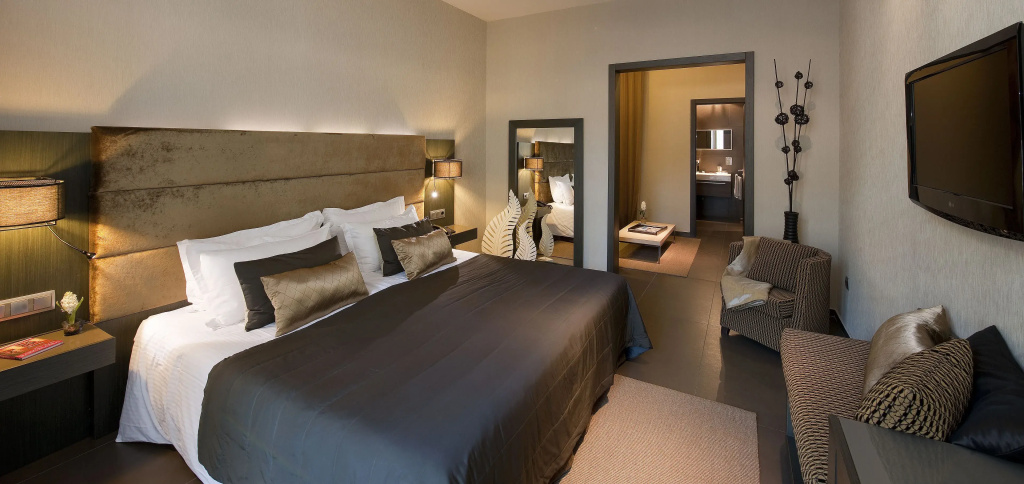 Superior Double room (full double bed)