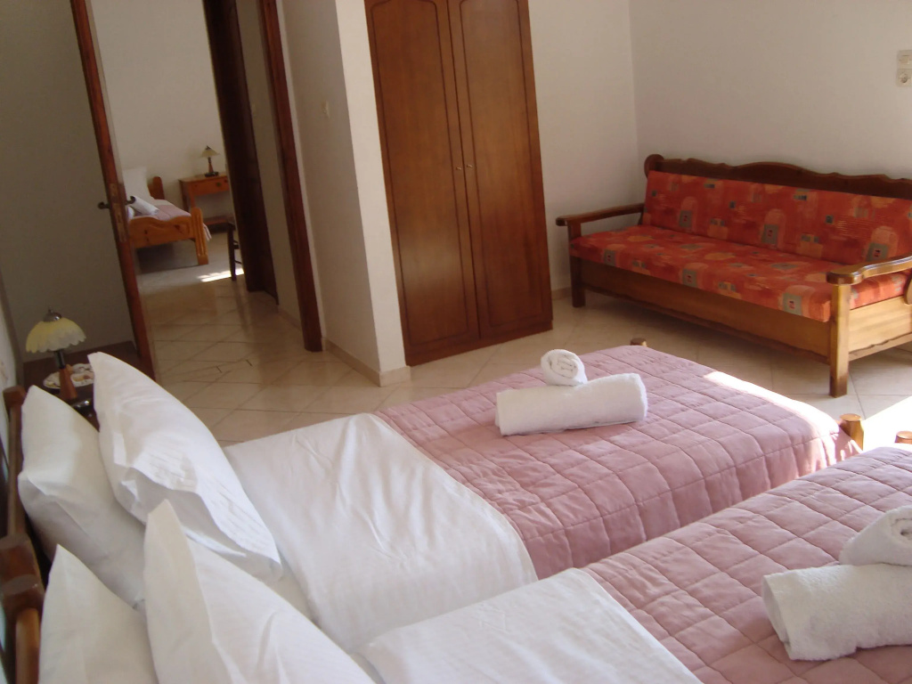 Standard Quadruple room