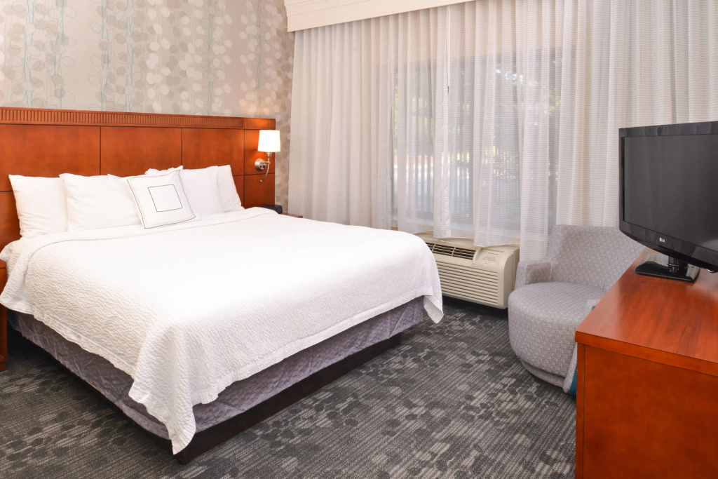 Double Suite (full double bed)