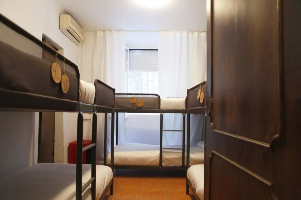 Bed in Dorm
